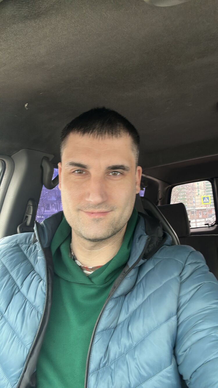  52557906  , 33 ,    