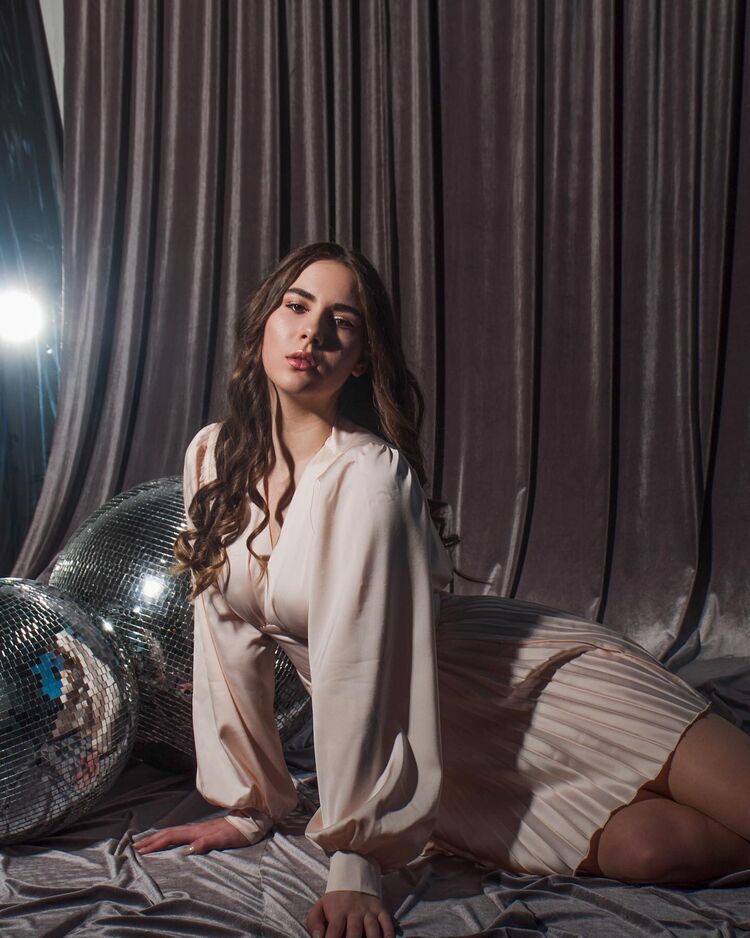  52510206  , 29 ,    -