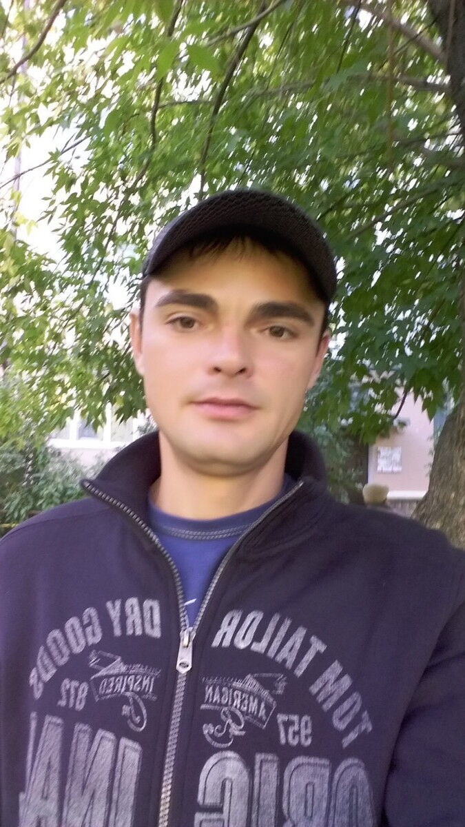  7949676  Marat, 47 ,    