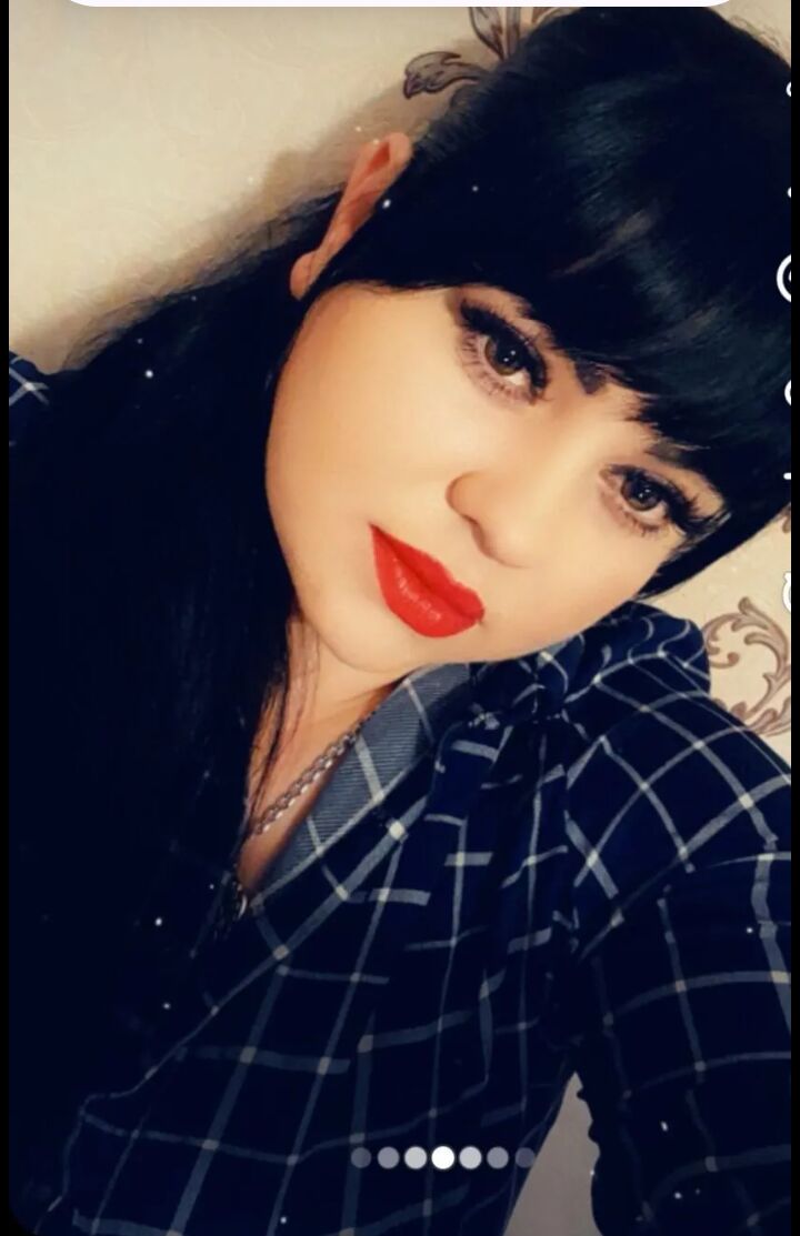  ,   Milana, 30 ,     , c 