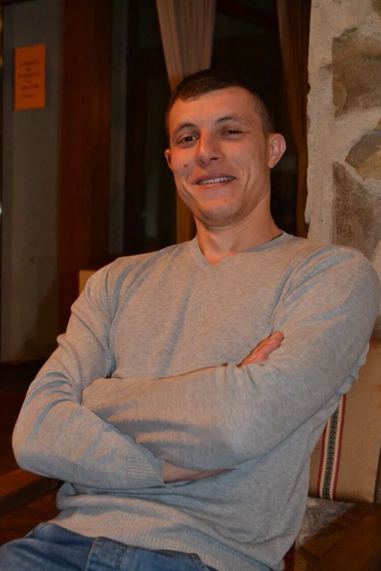  23273146  , 45 ,    Villafranca