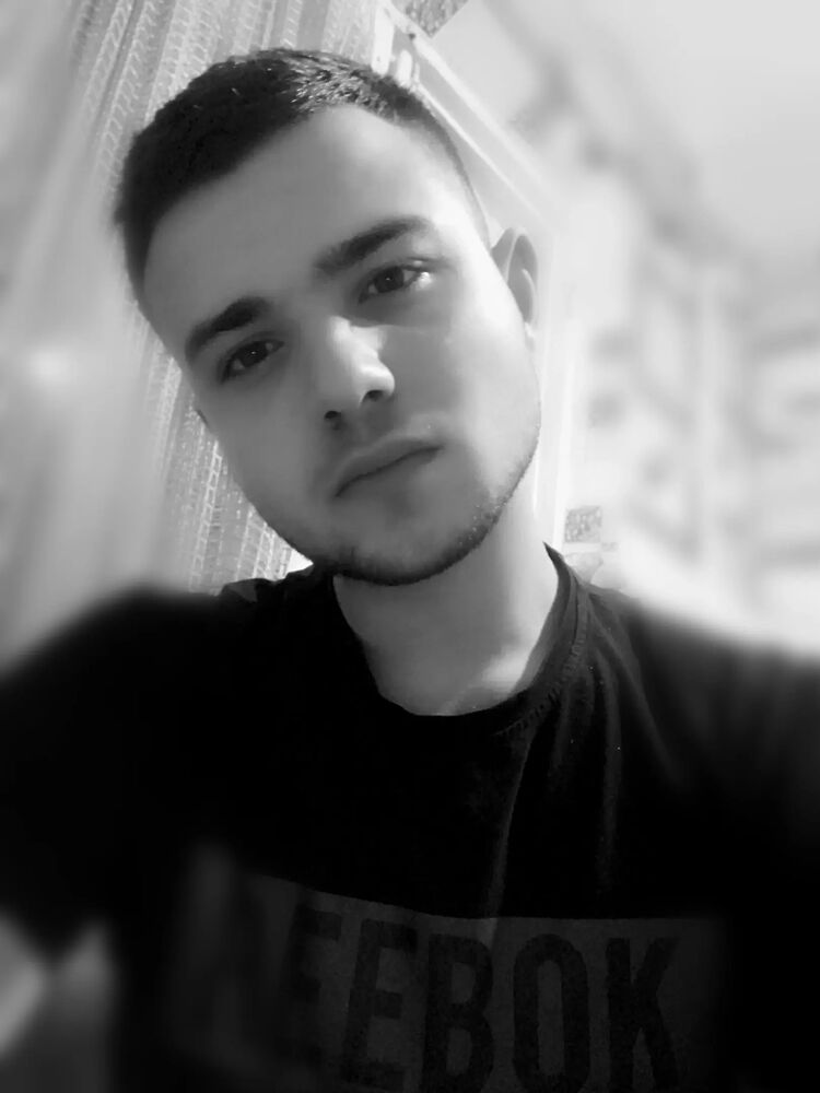  ,   Gosha, 25 ,   ,   , c , 