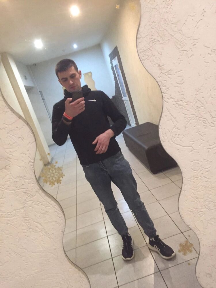  38795716  , 27 ,    