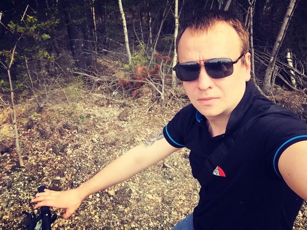  ,   Maxim, 32 ,   ,   