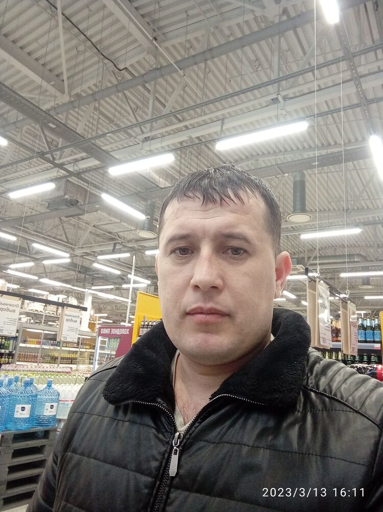  34733476  Jalil, 38 ,    -