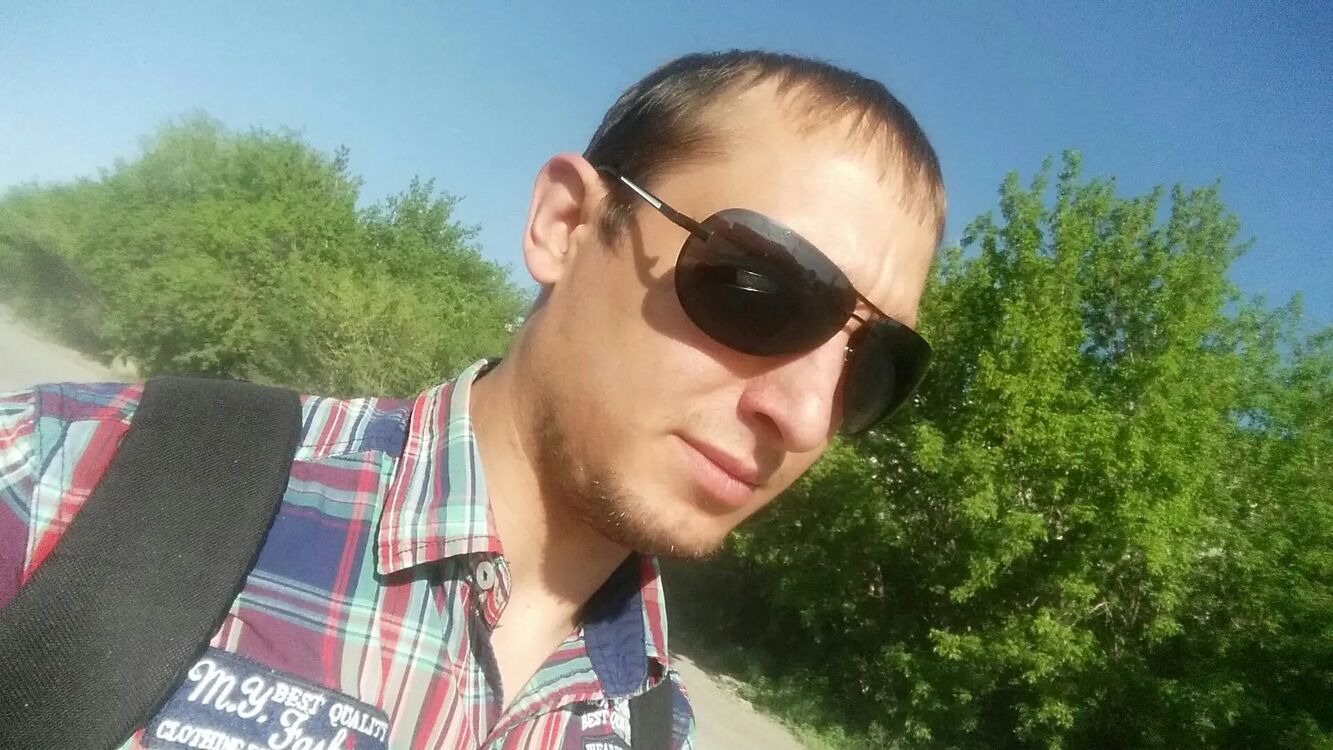  52164106  , 37 ,    