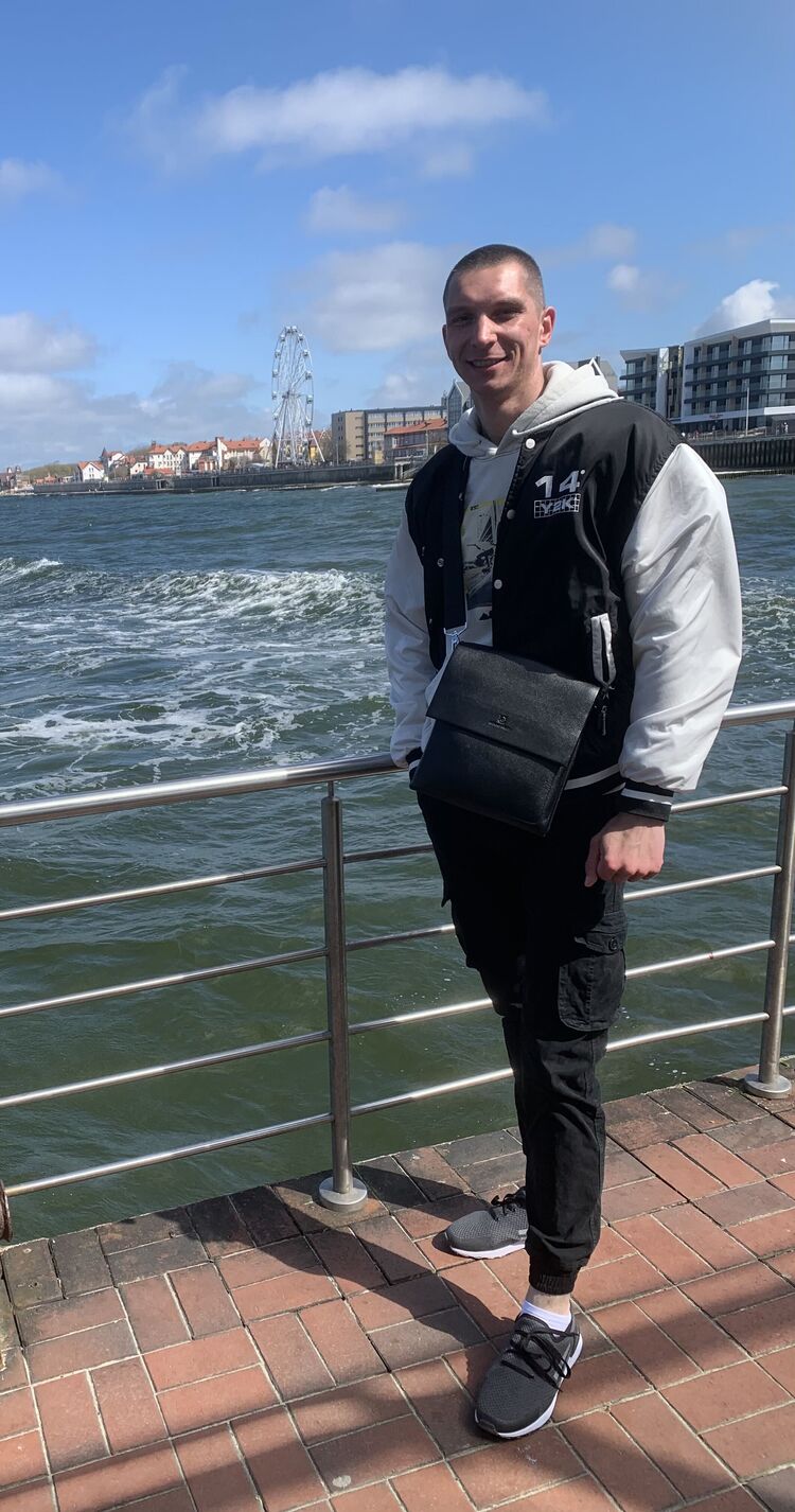  ,   , 27 ,   c 