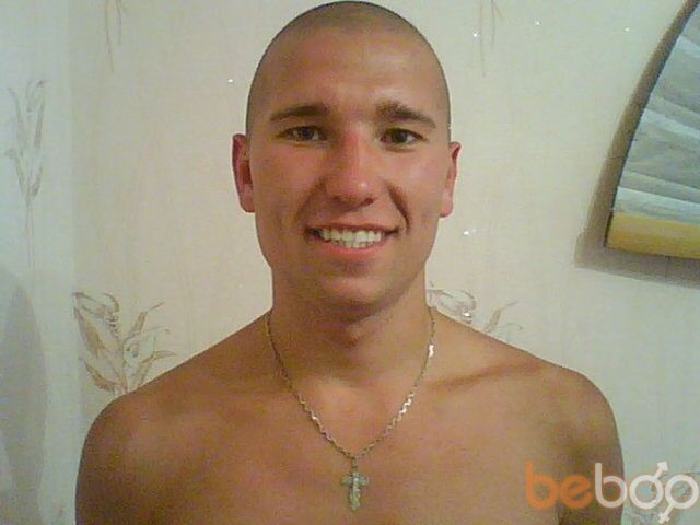  1051746  Artem, 35 ,    