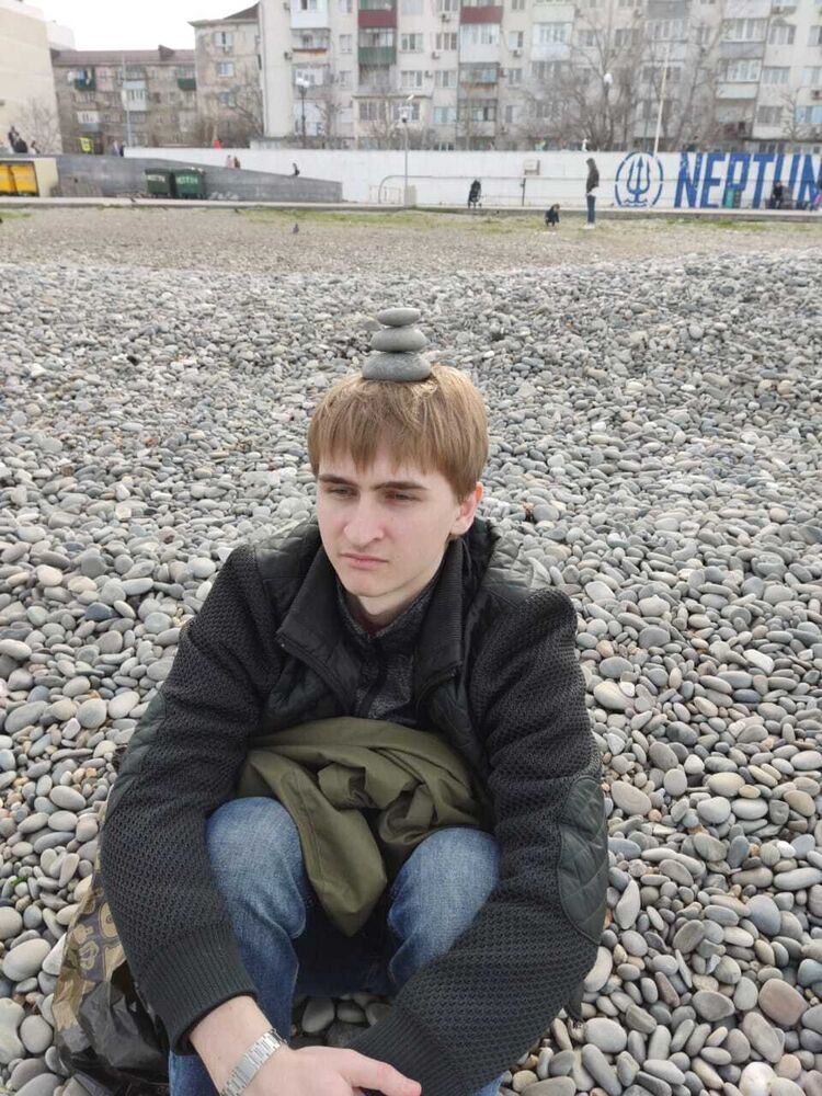  33551146  , 22 ,    