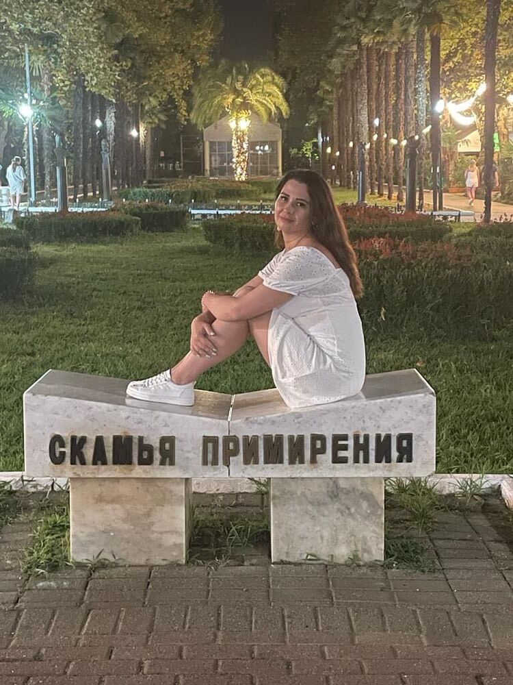  37118446  , 40 ,    