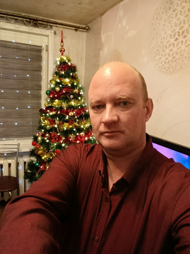 ���� 55403606 ������� T������, 44 ����, ���� ���������� � ���������