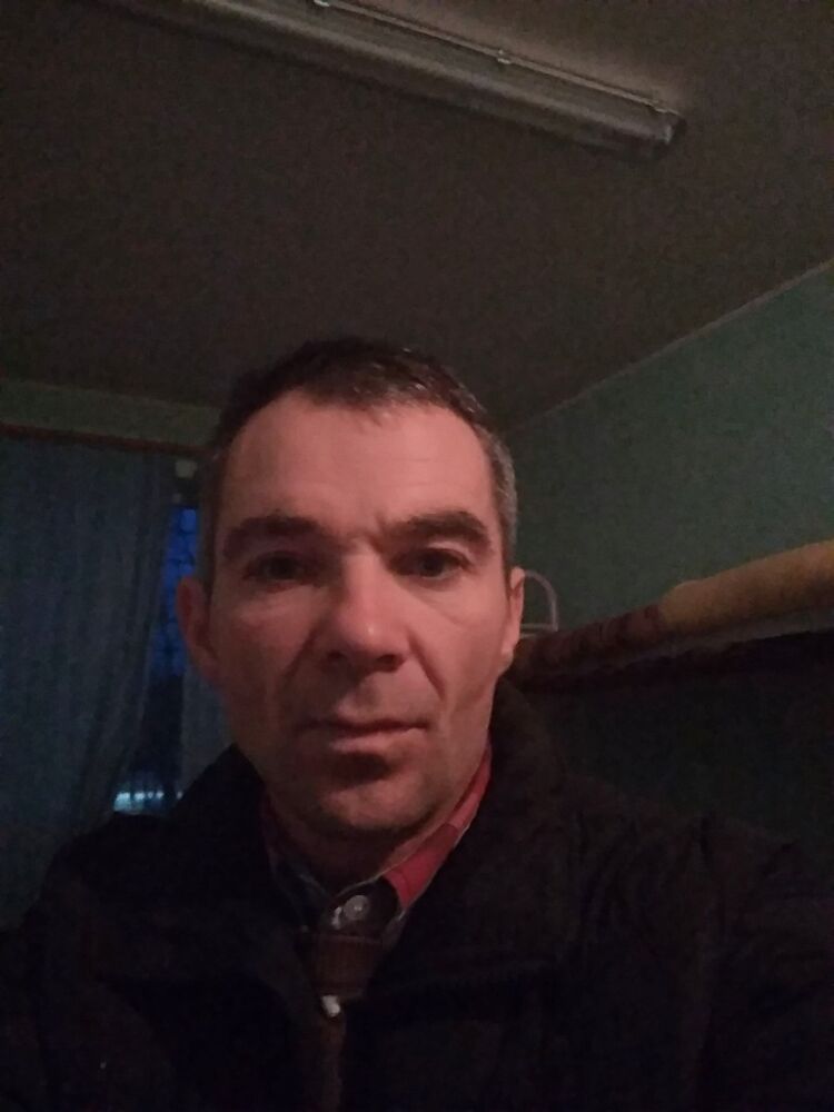  ,   Robert Kruzo, 48 ,   