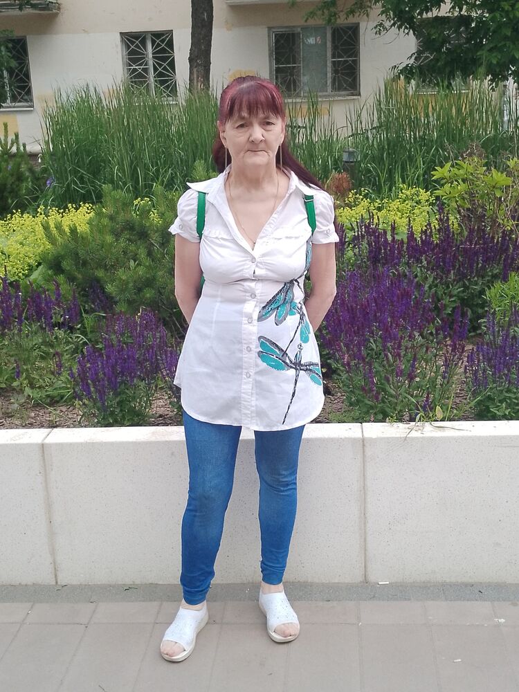  52371866  Olga, 62 ,    