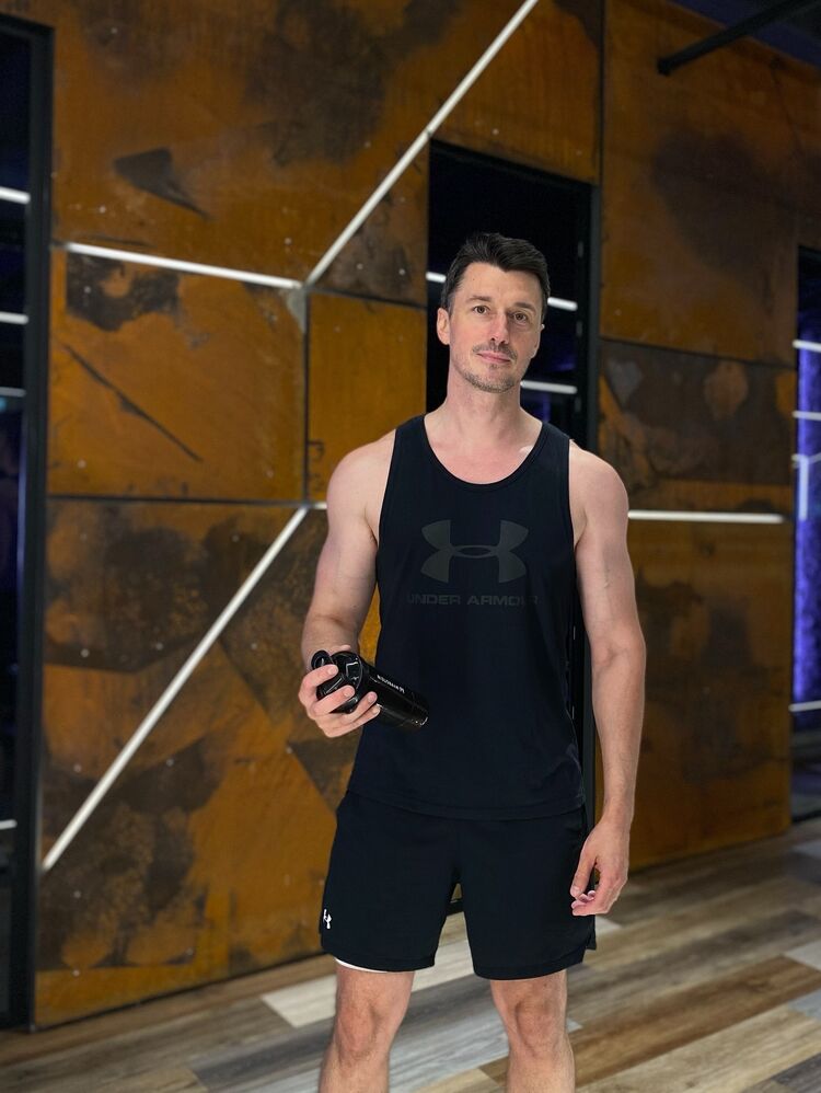  53994936  Vladimir, 36 ,    