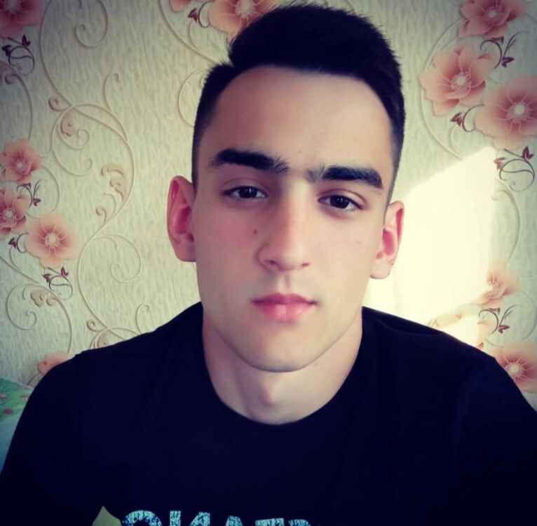  37763706  , 22 ,    