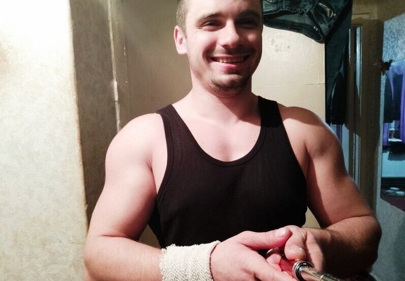  35689746  Arman, 33 ,    -