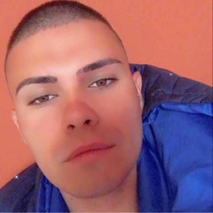  27908246  Iliq, 25 ,    