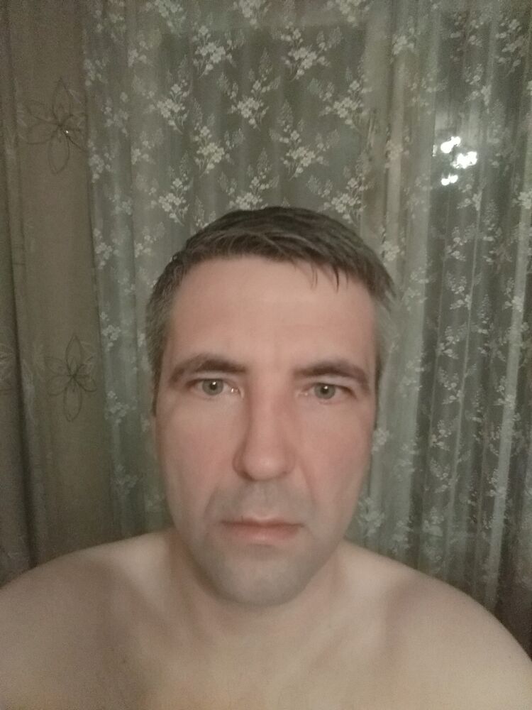  ,   Igor, 43 ,   ,   