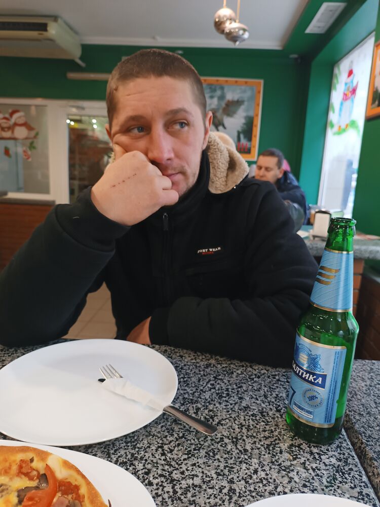  43453936  , 38 ,    --