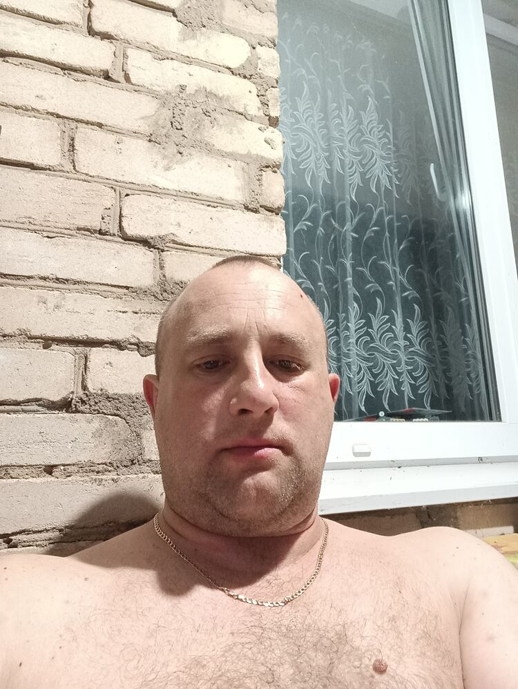  37006996  , 40 ,    