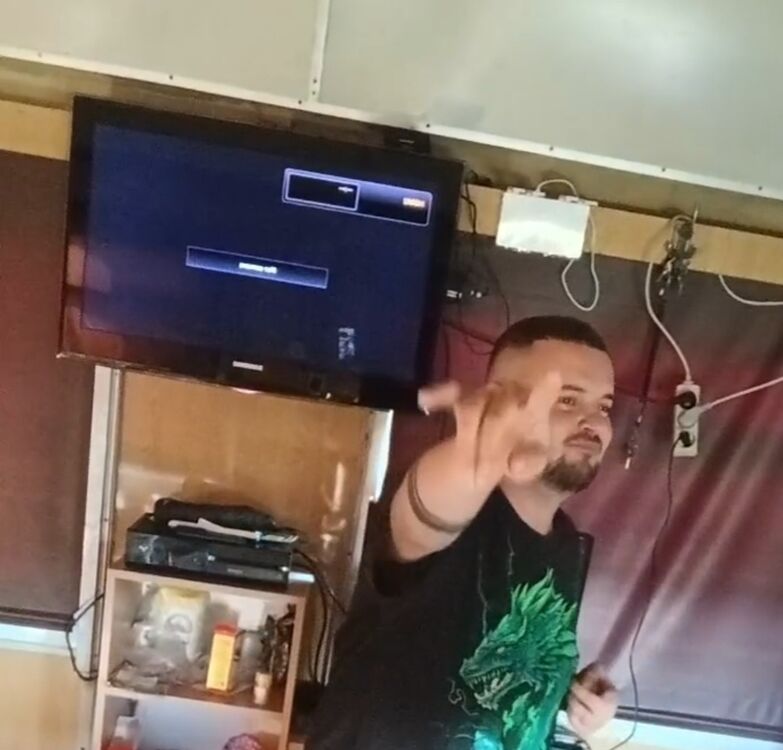  52913086  , 31 ,    