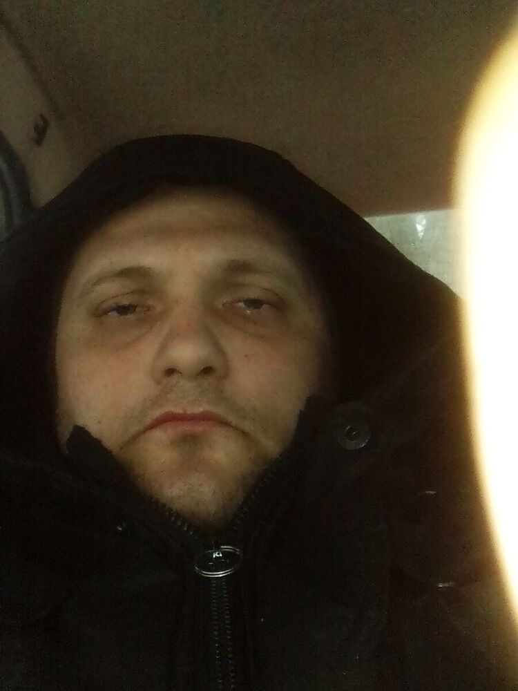 22512726  Bumer, 38 ,     