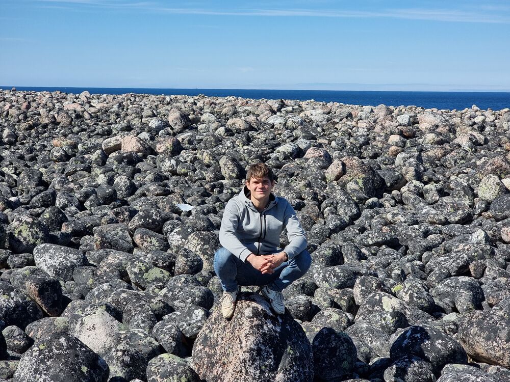  27633106  , 27 ,    -