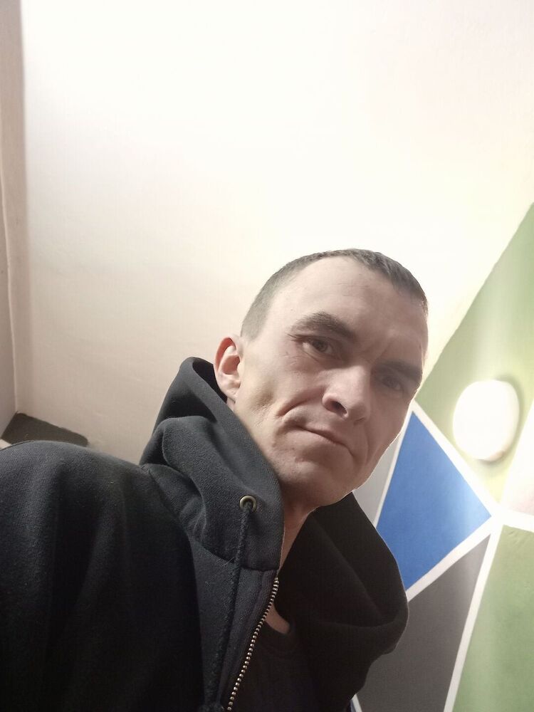  32371646  , 38 ,    