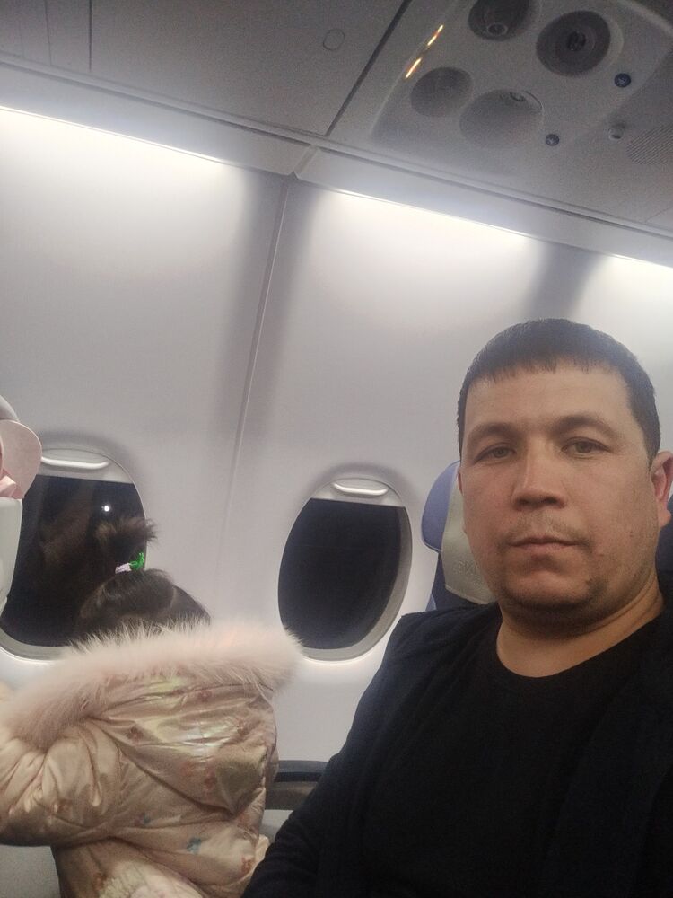   ,   Zohidjon, 37 ,   ,   