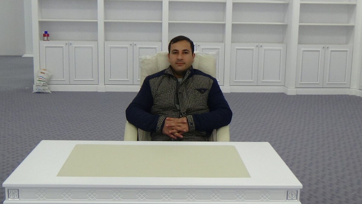  4212966  Simur, 41 ,    