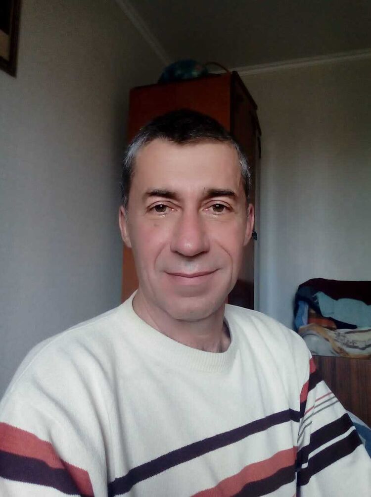  41700876  , 47 ,    