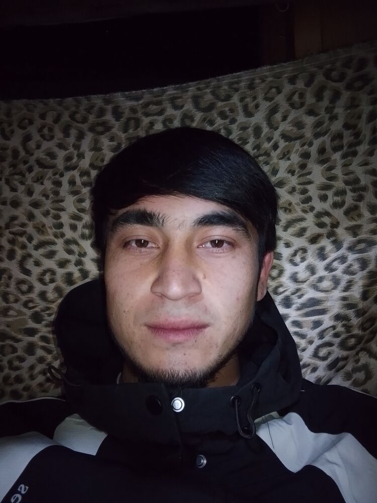  48392786  Javohir, 23 ,     