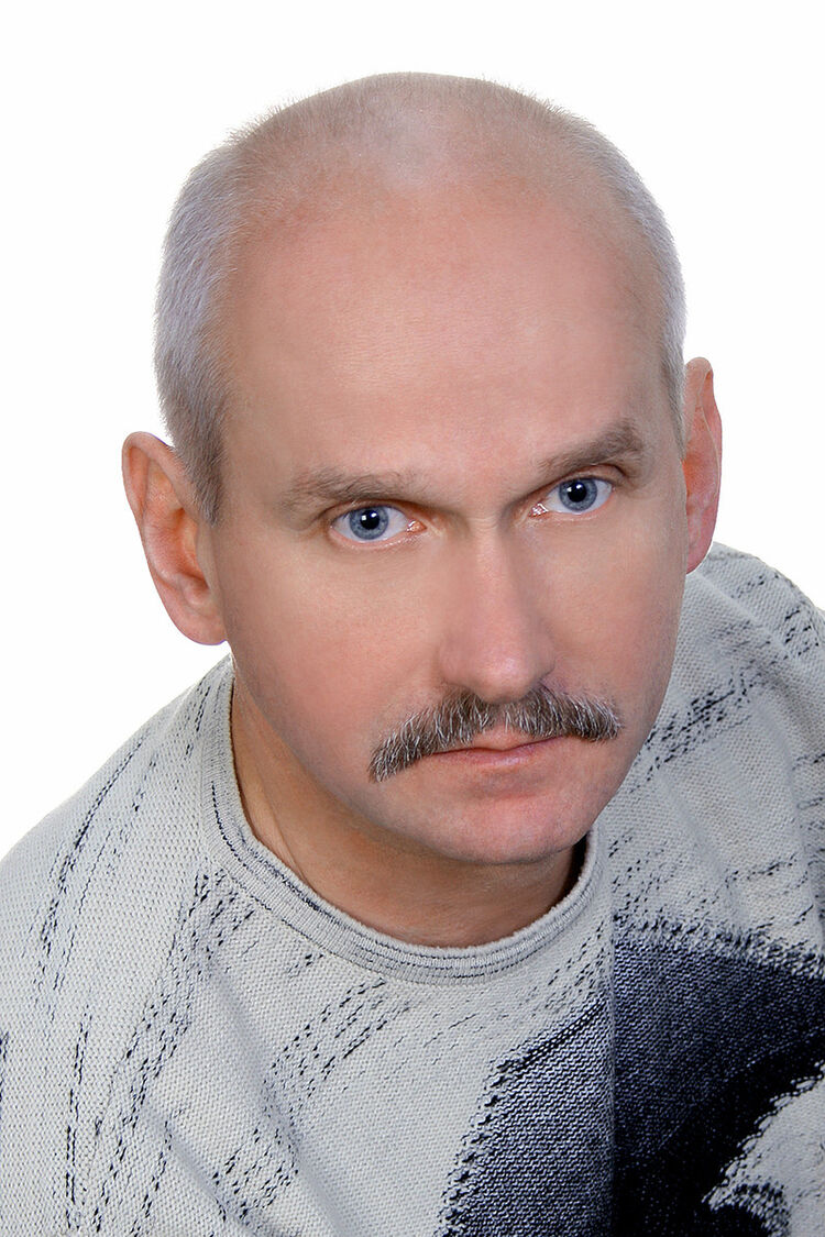  ,   Andrej, 62 ,     , c 
