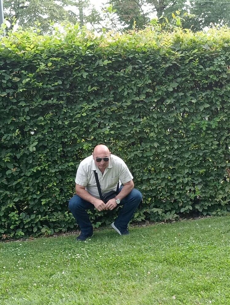  ,   Zurabi, 53 ,   c 