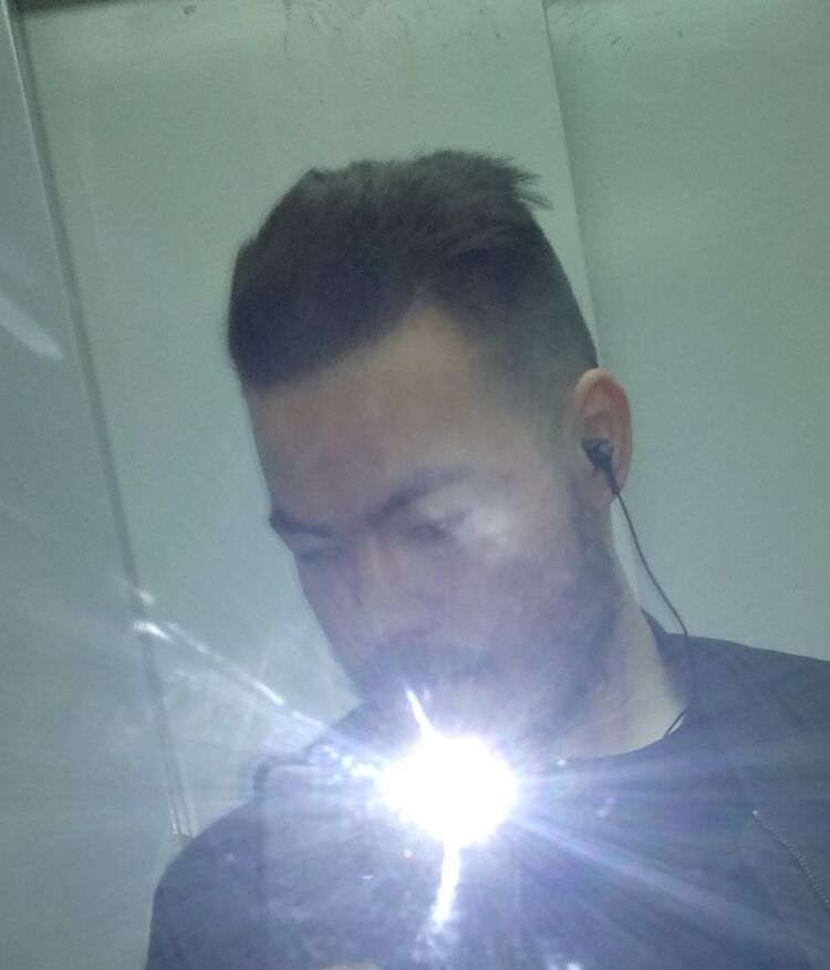  12498596  Sam, 30 ,    