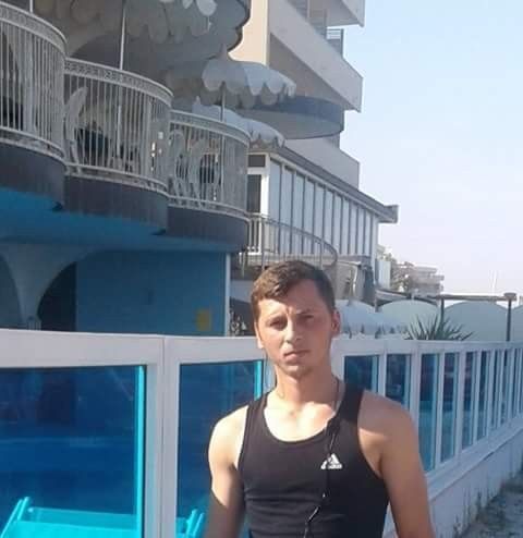  12420766  Leomid, 31 ,    