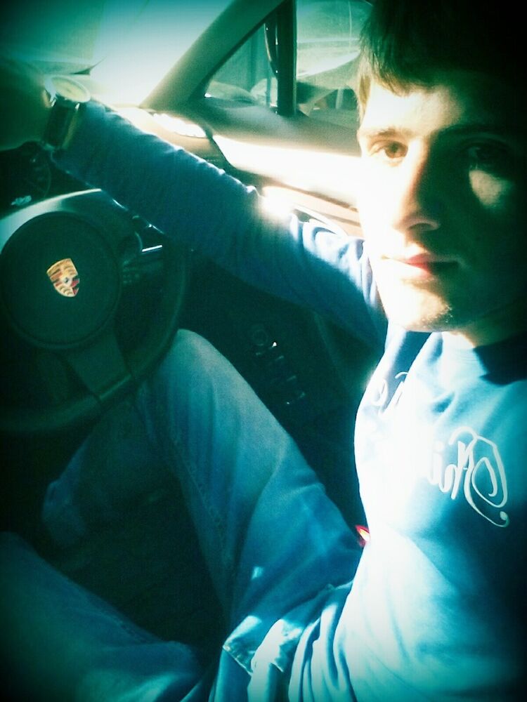  9640756  Vahan, 29 ,    