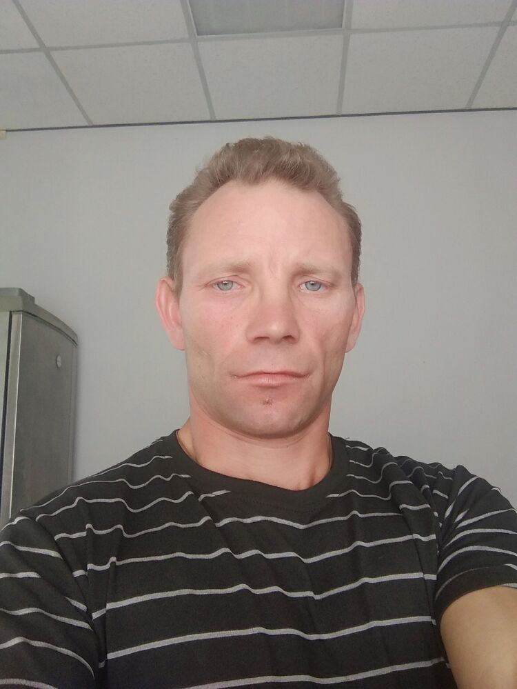  37668526  , 45 ,    