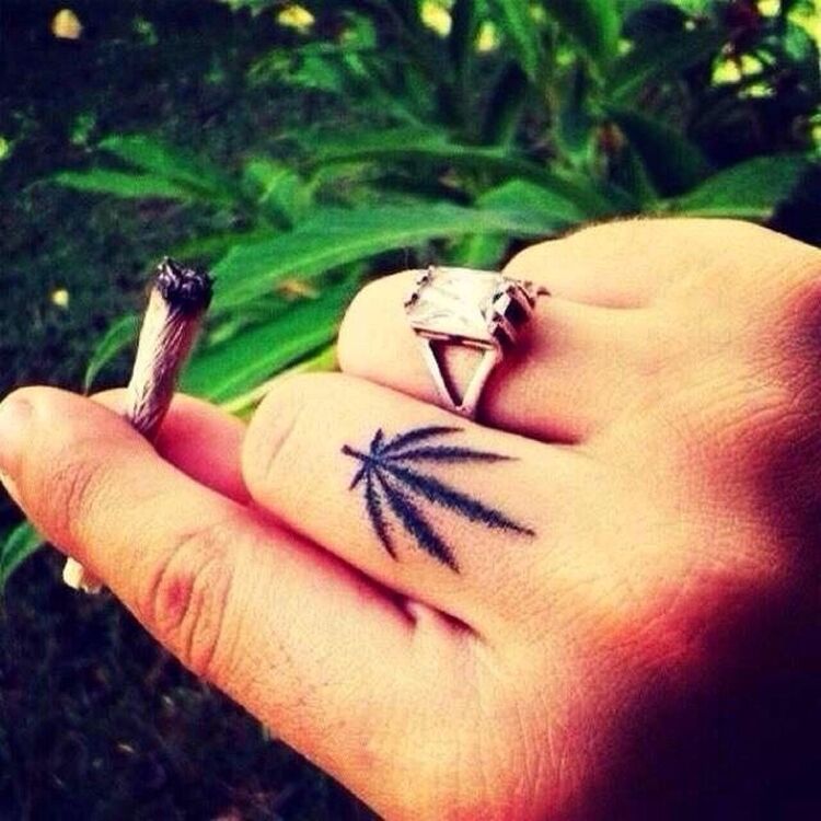  10186336  Bekzat, 28 ,    