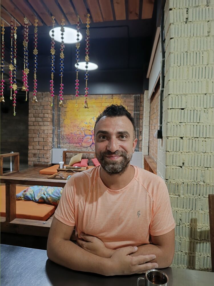  ,   Bakhtiyar, 40 ,   ,   , c , 