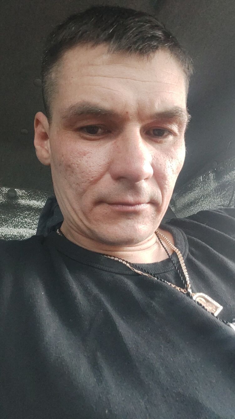  42177306  , 38 ,    Camovce