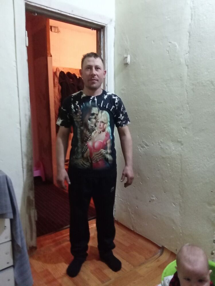  22330626  Vovka, 40 ,    