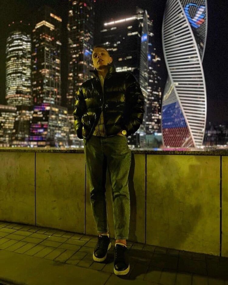  ,   , 24 ,   ,   
