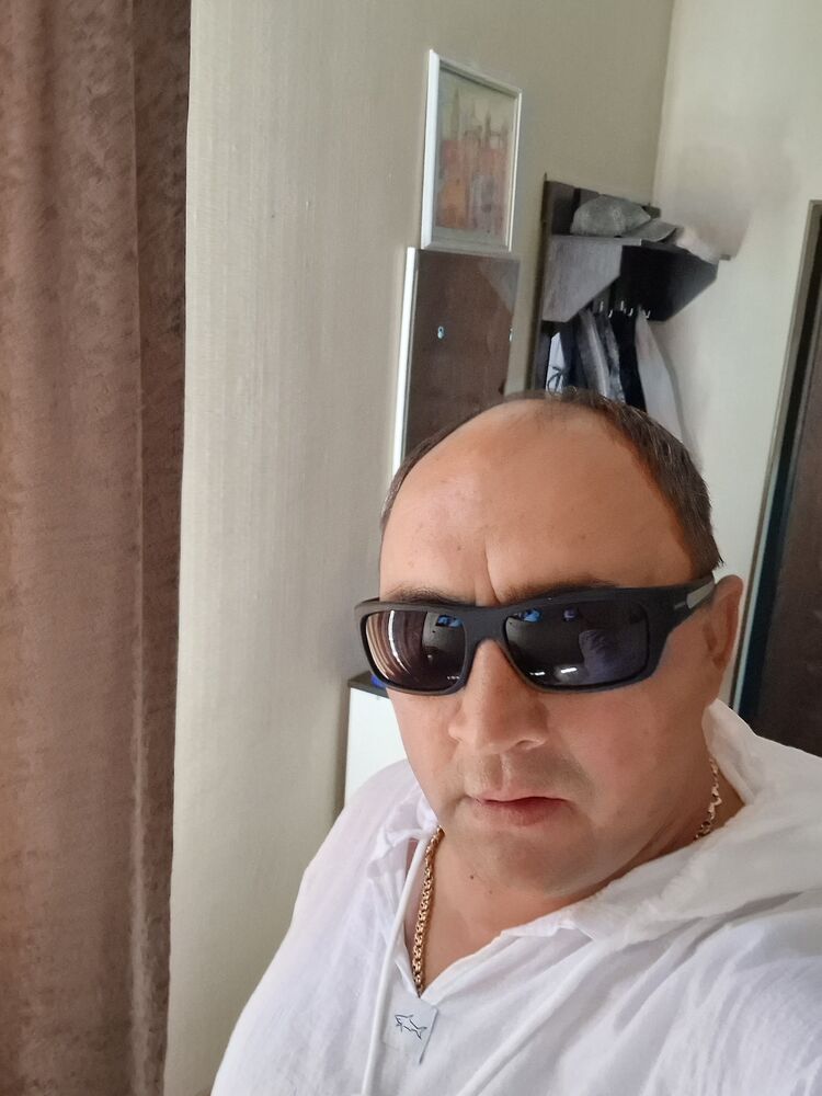  38205776  , 52 ,    