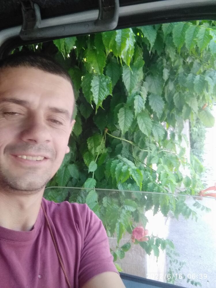  ,   Josyp, 48 ,   ,   