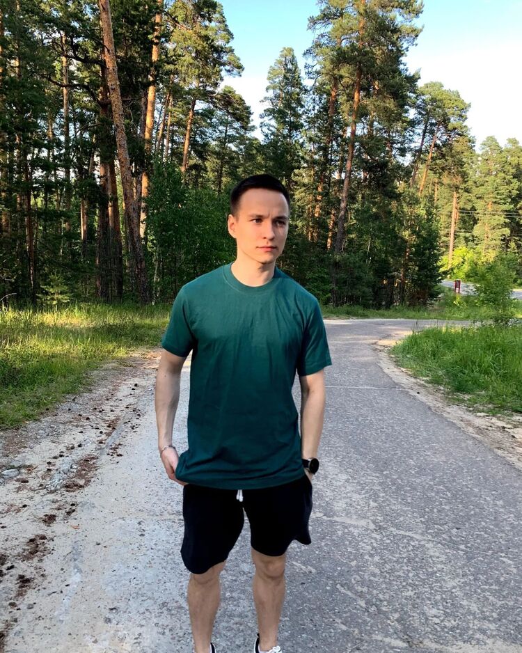  44354706  Pavel, 25 ,    