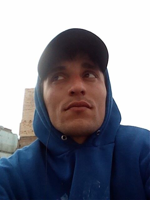  10495776  , 37 ,    