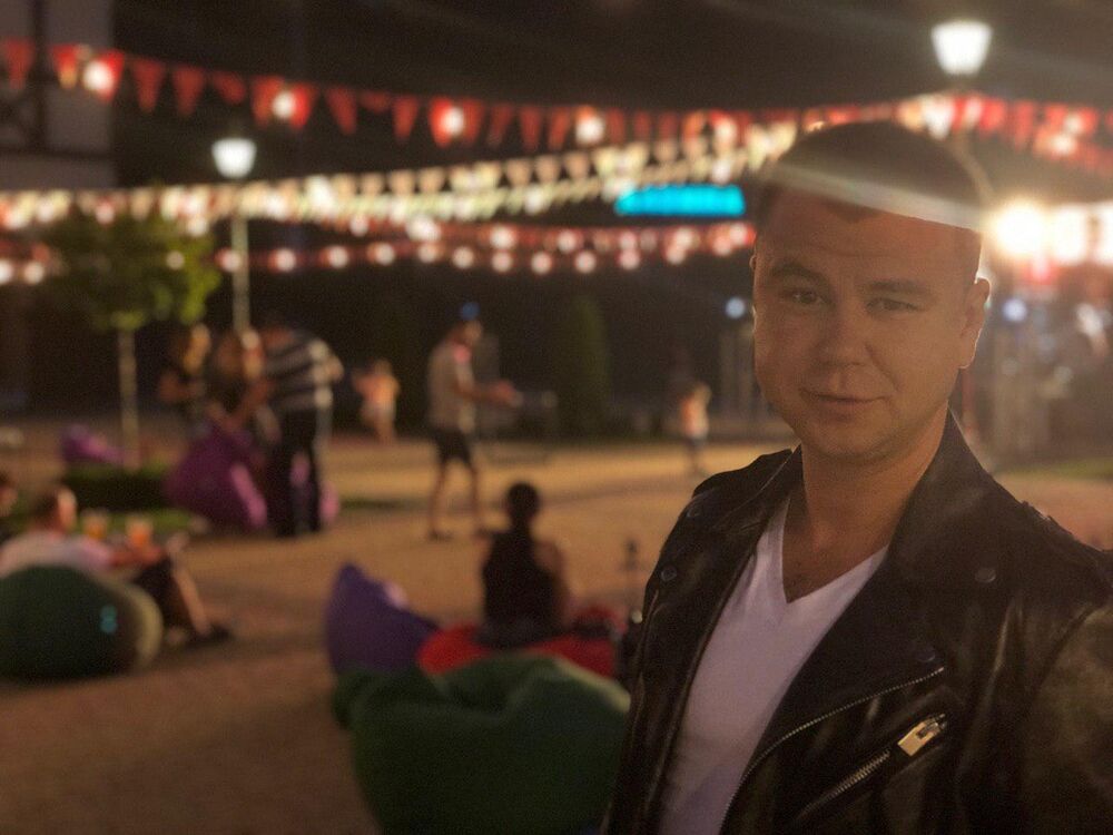  ,   Denis, 41 ,   