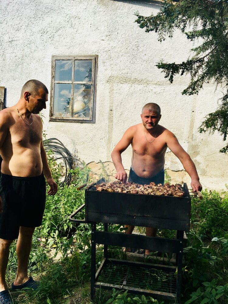 44851546  , 40 ,    
