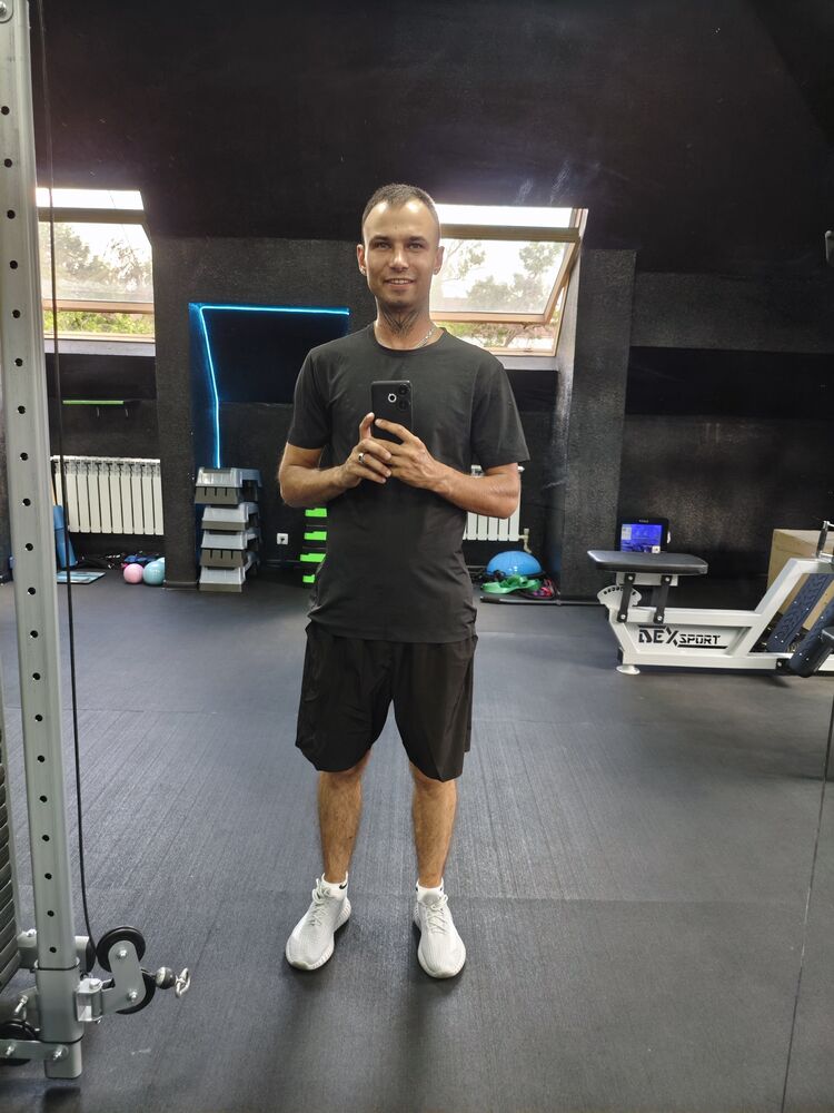  52835176  Alexey, 26 ,    